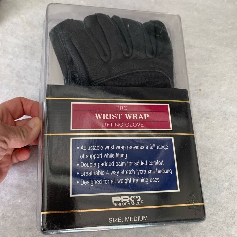 Pro Performance Size Medium Pro Wrist Wrap Lifting Gloves *New*